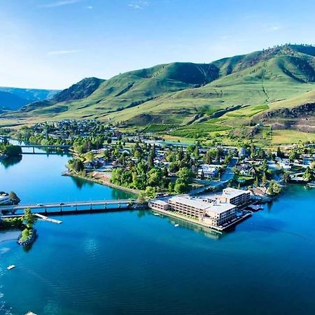 Grandview Lake Chelan- Waterfront View, Pool, Hot Tub, Golf, 1 Min To Downtown Exterior photo