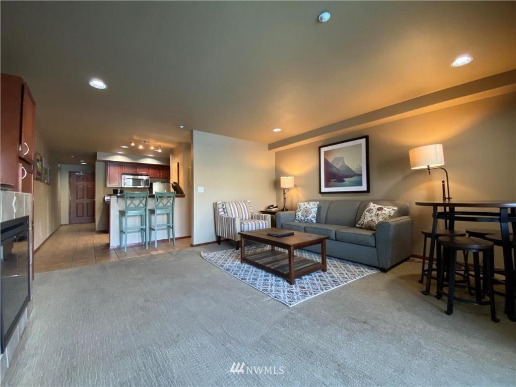 Grandview Lake Chelan- Waterfront View, Pool, Hot Tub, Golf, 1 Min To Downtown Exterior photo