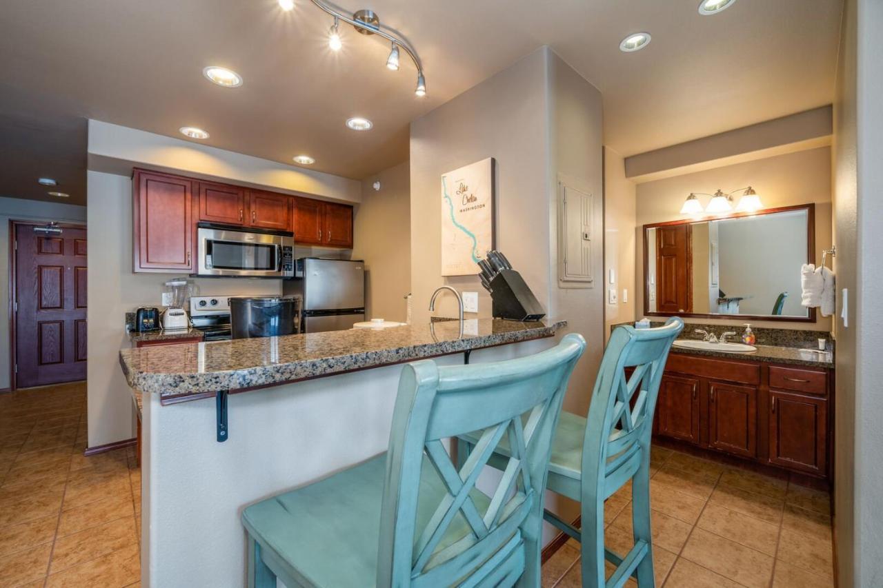 Grandview Lake Chelan- Waterfront View, Pool, Hot Tub, Golf, 1 Min To Downtown Exterior photo